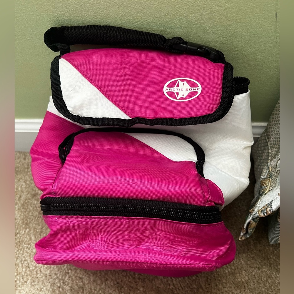 Arctic Zone Hi-Top Pink Lunchbox